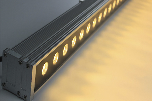 линейный led прожектор купить прямоугольный прожектор в минске подсветка фасада линейные led прожекторы